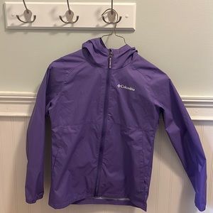 Columbia girls raincoat. Beautiful purple/ water resistant.